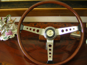 shelby 67-68 wood steering wheel